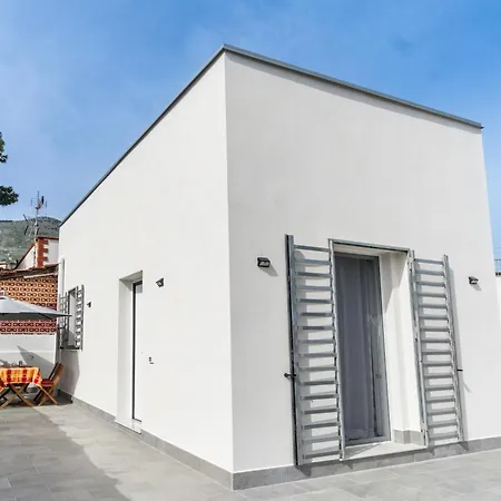 Nika Nika House Holiday home
