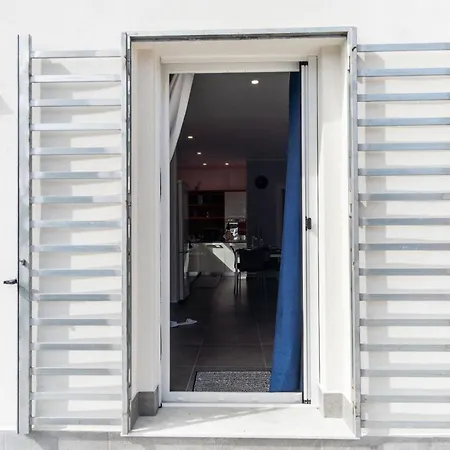 Nika Nika House