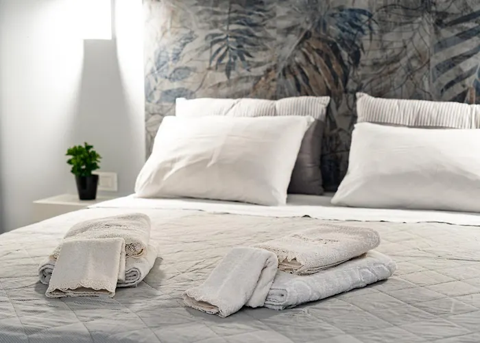 Nika Nika House 卡里尼